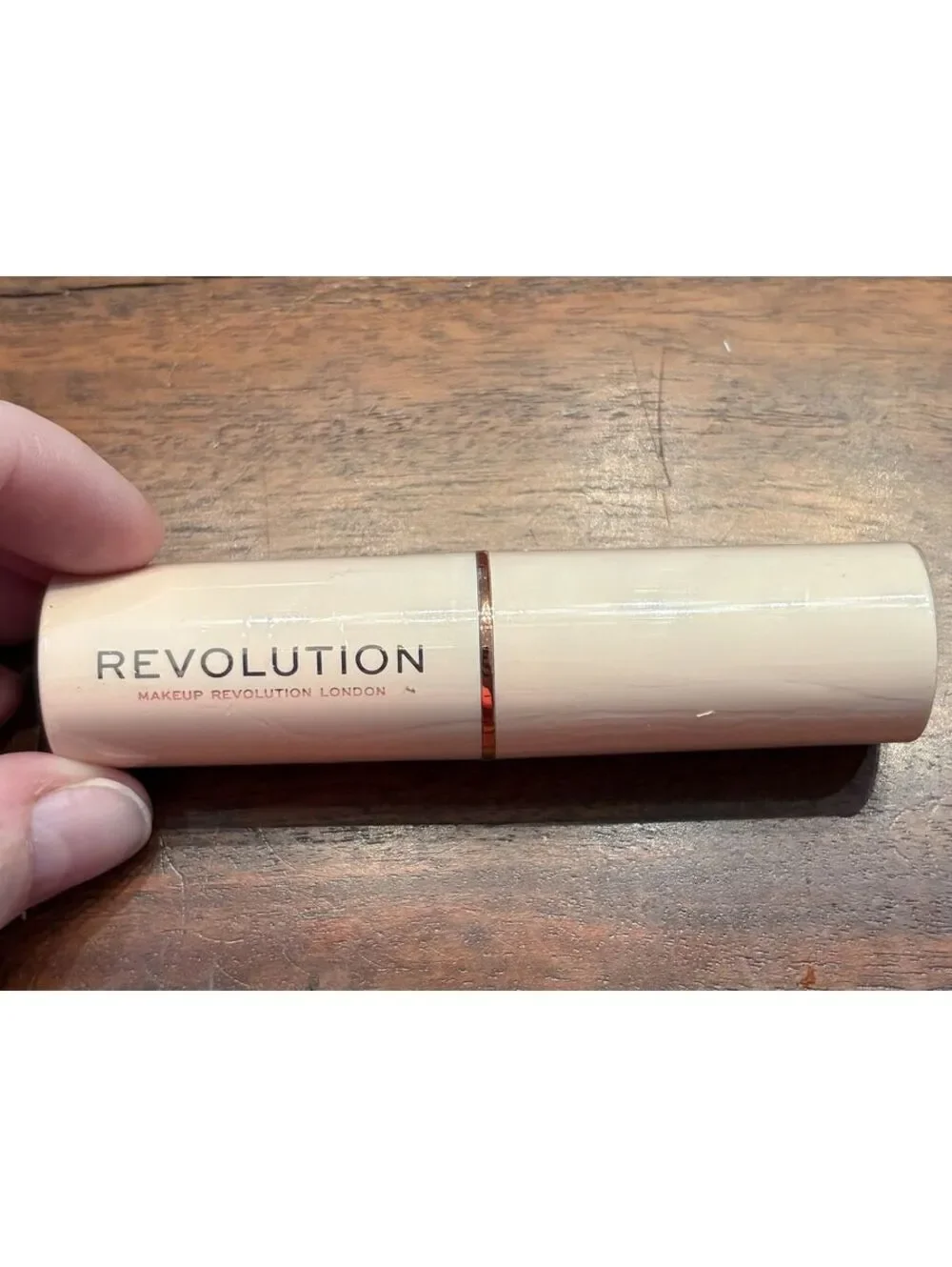 Revolution foundation stick F8. NEW!